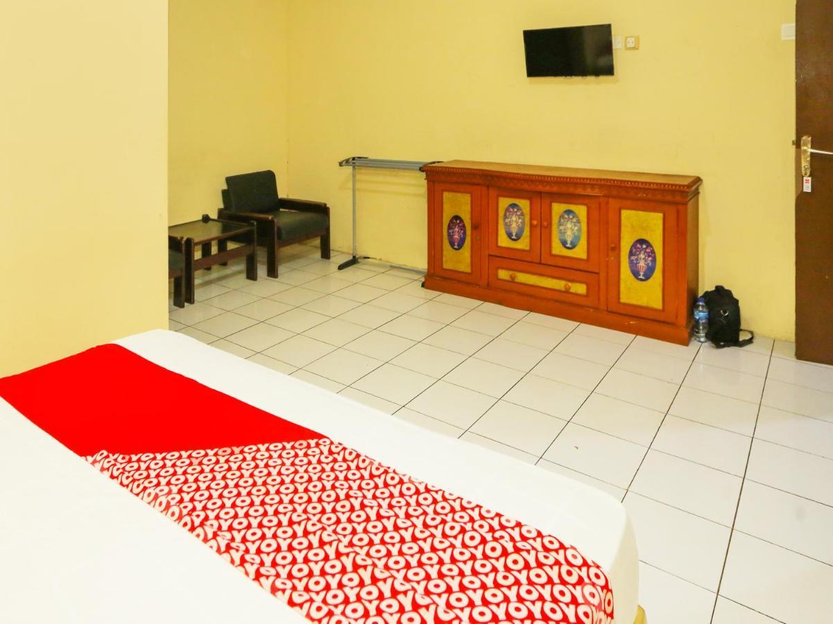 Oyo 93136 Hotel Santo Djaya 2 Bogor Exterior photo