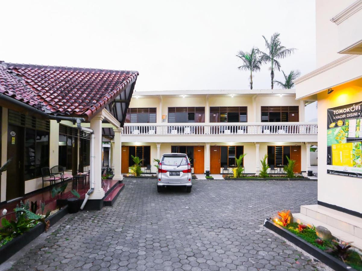 Oyo 93136 Hotel Santo Djaya 2 Bogor Exterior photo